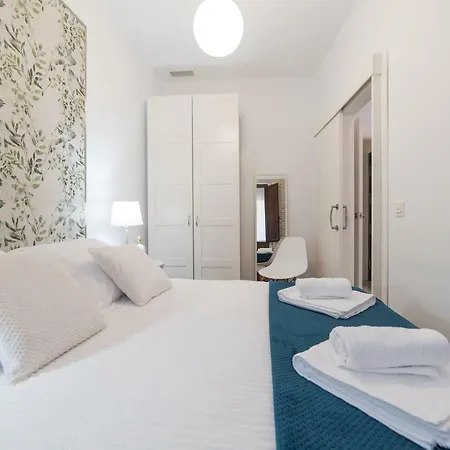 Apartamento Columnas De Julia Sevilha